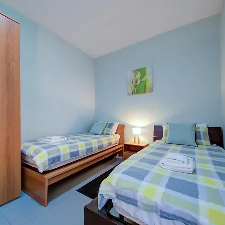 Sliema 2 Bedroom Close To Seafront Exterior photo